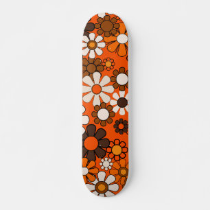 Skateboard Groovy Retro 70 Patrón Floral Marrón y Naranja
