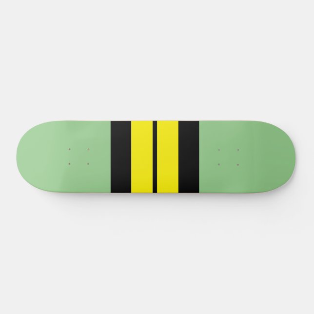Skateboard Guay Rayas De Carreras Negra Amarilla En Verde Cla (Horz)