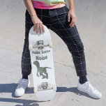 Skateboard Hacer algo de ruido a velocidades raptor<br><div class="desc">Dosaurio de Stalking velociraptor con texto de Make Some Noise.</div>