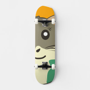 Skateboard Hamster personalizado con una bufanda multicolor