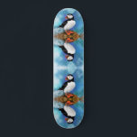 Skateboard Hermosa pintura de pájaros del atlántico Puffin<br><div class="desc">Hermosa pintura de pájaros del atleta pintada de color acuático</div>