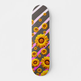 Skateboard Hermosas flores amarillas sobre rayas grises y ros