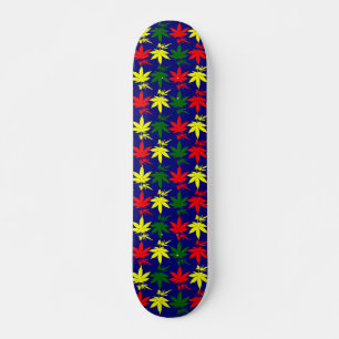 Skateboard Hojas de maleza caídas de azul diseñado