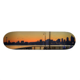 Skateboard Horizonte céntrico de Seattle Washington