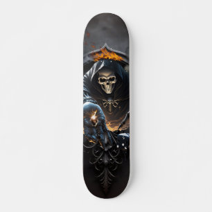 Skateboard Huesos y magia, esqueleto con dados místicos.