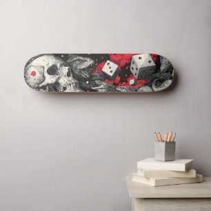 Skateboard Ilustración de cráneo y dados de fantasía oscura