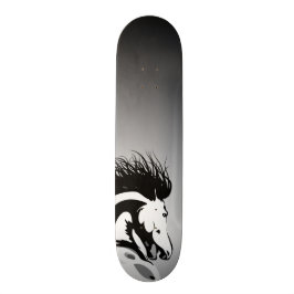 Skateboard ilustracion dinámico del caballo