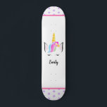 Skateboard Ilustracion Unicornio Nombre Chica de la Corona Pú<br><div class="desc">Paseos mágicos a la espera: Ilustracion Unicornio Nombre Chica de la Corona Pink Purple Skateboard Transforma cada pavimento y parque en una maravillosa tierra con el Ilustracion Unicornio Nombre Chica de la Corona Pink Purple Skateboard. Diseñado para el soñador y el aventurero en cada espíritu joven, este encantador patinador es...</div>