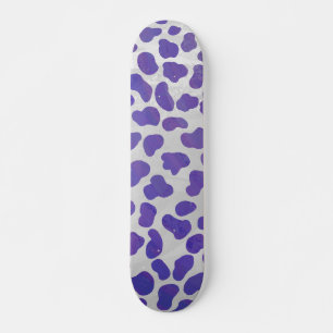 Skateboard Impresión dálmata en blanco y púrpura