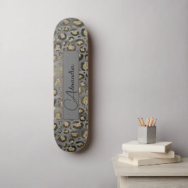 Skateboard Impresión Purpurinoso de leopardo sobre gris brill