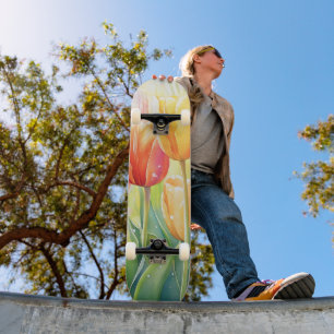 Skateboard Jardín de Tulipanes de la Primavera de la acuarela