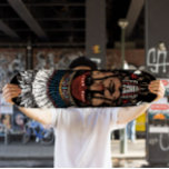 Skateboard jefe indio | Cubierta de patinaje triba<br><div class="desc">Viajando con estilo con nuestro equipo de patinaje jefe indio, con un impresionante diseño de inspiración tribal de un poderoso jefe indio. Combinando arte audaz con construcción duradera, esta cubierta es perfecta para los patinadores que quieren destacar en el parque o en las calles. Ya sea para trucos, cruceros o...</div>