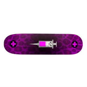 SKATEBOARD JERINGA DE KAWAII MÉDICA CRUZ PINK LEOPARD