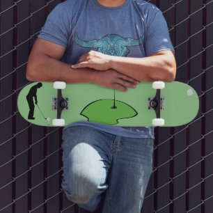 Skateboard Jugando al golf,