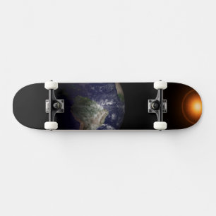 Skateboard La Tierra En Su Equinoccio.