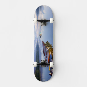 Skateboard Lago McDonald, Parque Nacional Glaciar, Montana,
