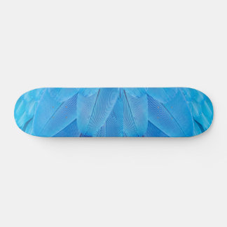 Skateboard Las plumas azules verde azuladas del loro de Macao