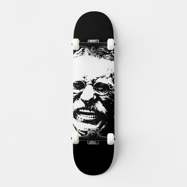 Skateboard Laughing Teddy (Anverso)