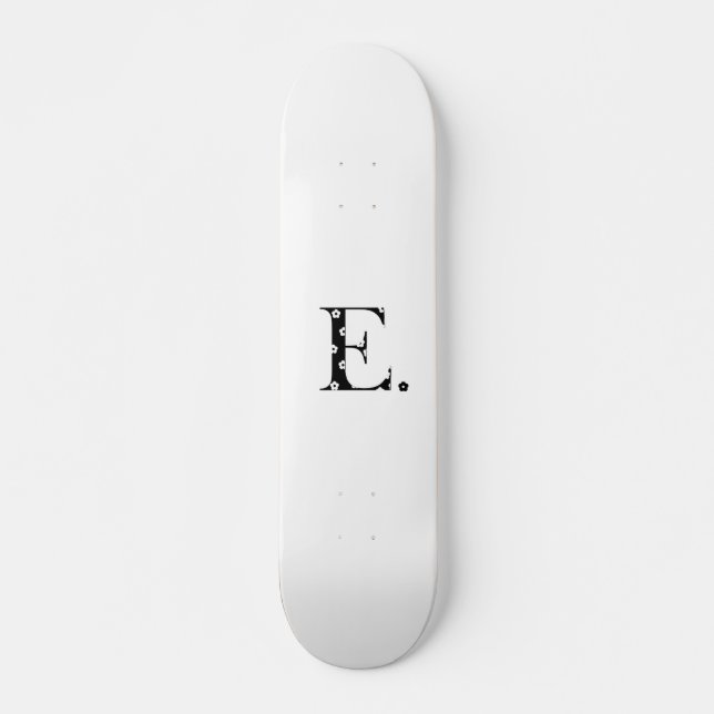 Skateboard letra con motivos florales E (Anverso )