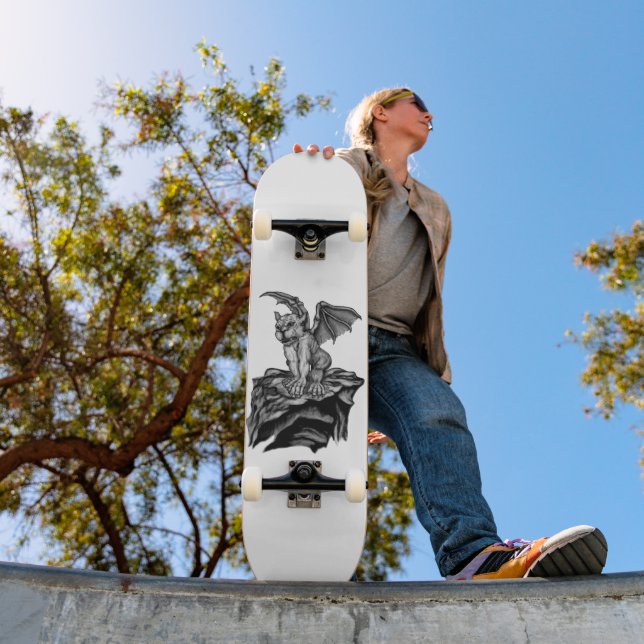 Skateboard Little Golem Gargoyle (Exterior 1)