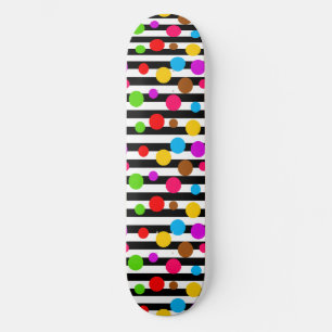 Skateboard Lunares y rayas coloridos