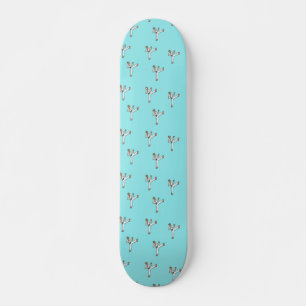 Skateboard maestro de artes marciales en azul
