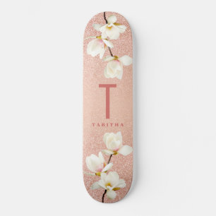Skateboard Magnolia personalizada con monograma moderno rosa