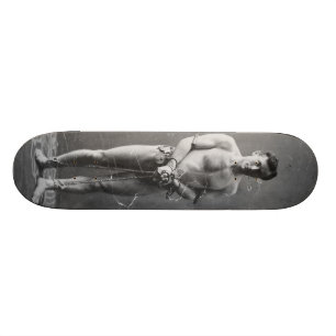 Skateboard Mago Harry Houdini que se coloca en cadenas