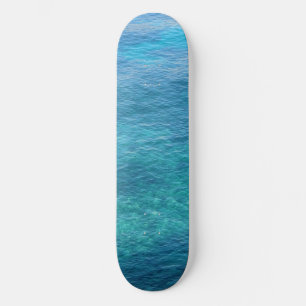 Skateboard Maravillosas olas de océano azul natural