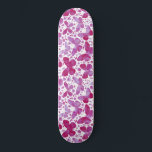 Skateboard Mariposas Acuarela Magenta Rosa<br><div class="desc">Magenta pintura de mariposa color rosa y blanco acuático.</div>