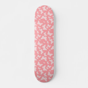 Skateboard Mariposas blancas en rosa