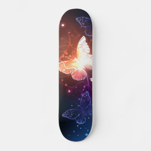 Skateboard Mariposas nocturnas brillantes