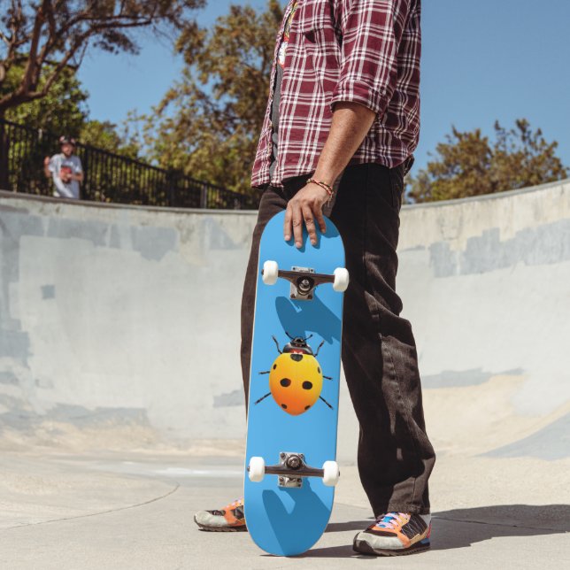 Skateboard Mariquita Afortunada (Exterior 2)