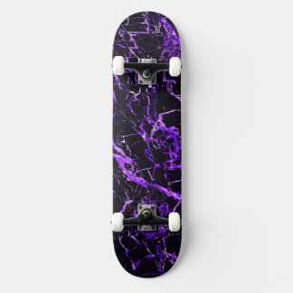 Skateboard Mármol morado y negro (camiones y ruedas completos