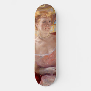 Skateboard Mary Cassatt - Mujer con collar de perlas en un pa