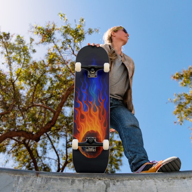 Skateboard Meteorito llameante (Exterior 1)