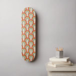 Skateboard Moderno siglo Rainbow Daisy Retro Hippie 70<br><div class="desc">Este bonito skateboard con un fresco patrón de arco iris y margarita estilo 70 haría un maravilloso regalo para alguien,  ¡a quien le encantan todas las cosas retro!</div>