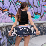 Skateboard Monograma de la noche del cielo estrellado con flo<br><div class="desc">Una ramificación de flores de cerezo rosado en un fondo azul cielo estrellado por la noche. Personalizar este elegante patinador de galaxia floral con tu nombre.</div>