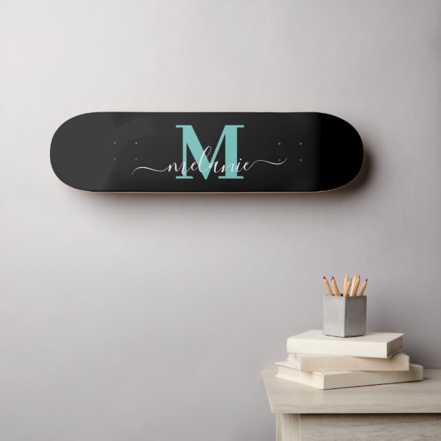 Skateboard Monograma de nombre personalizado de guión gráfico (Arte de pared (horz))