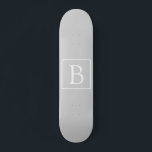 Skateboard Monograma gris claro simple<br><div class="desc">¡Gracias por tu compra!</div>