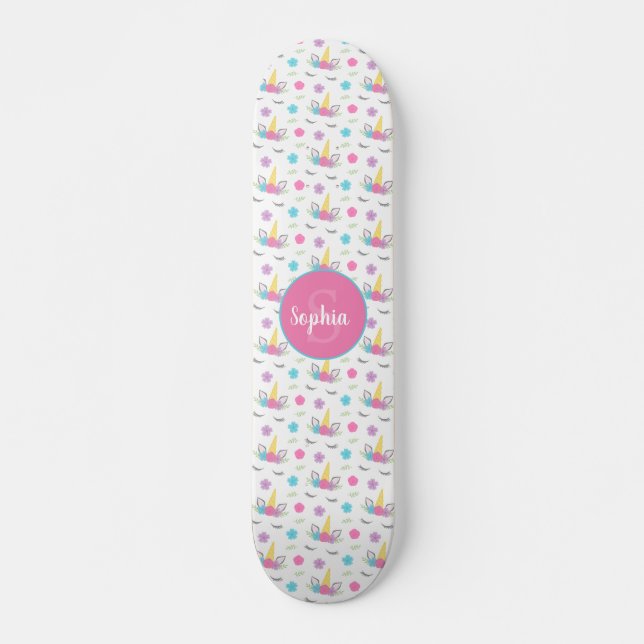 Skateboard Monograma personalizado de unicornio floral (Anverso )
