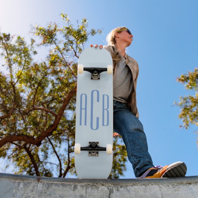 Skateboard Monograma simple de tres letras azul (Exterior 1)