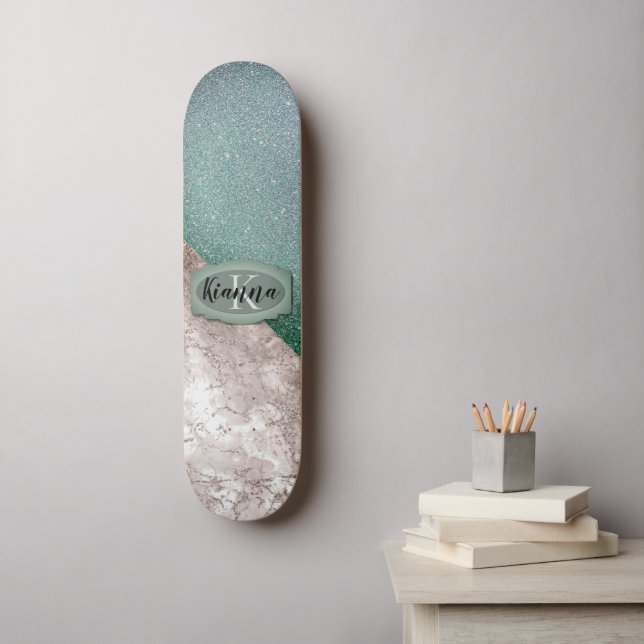 Skateboard Monograma verde de Mármol Rosa (Arte de la pared)