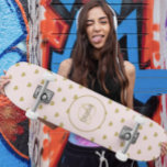 Skateboard Monograma y nombre del tablero de chica<br><div class="desc">Este Monograma y Nombre de Chica para skateboard es el regalo perfecto para cualquier ocasión. Esta plantilla se puede personalizar con su fuente, color y texto favoritos para hacer que su trabajo artístico sea único. Simplemente desplácese hacia abajo después de realizar su compra y haga clic en "Detalles" donde encontrará...</div>