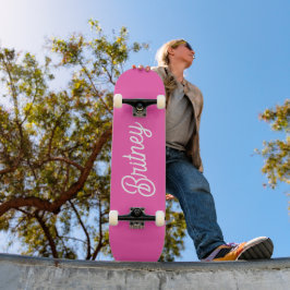 Skateboard Monograma y nombre personalizados modernos de rosa