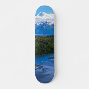 Skateboard Monte McKinley Alaska