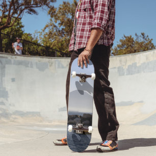 Skateboard Monte Vesubio en la Niebla Matutina 1