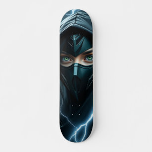Skateboard Mujer de Ojos Azules con Máscara.