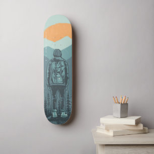 Skateboard Mujer excursionista montaña atardecer aventura