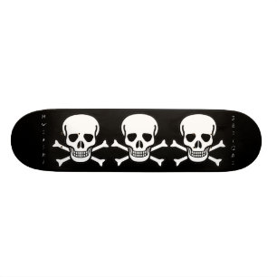Skateboard Musashi diseña el cráneo triple